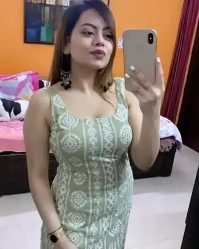 Call Girl in Lakdikapool